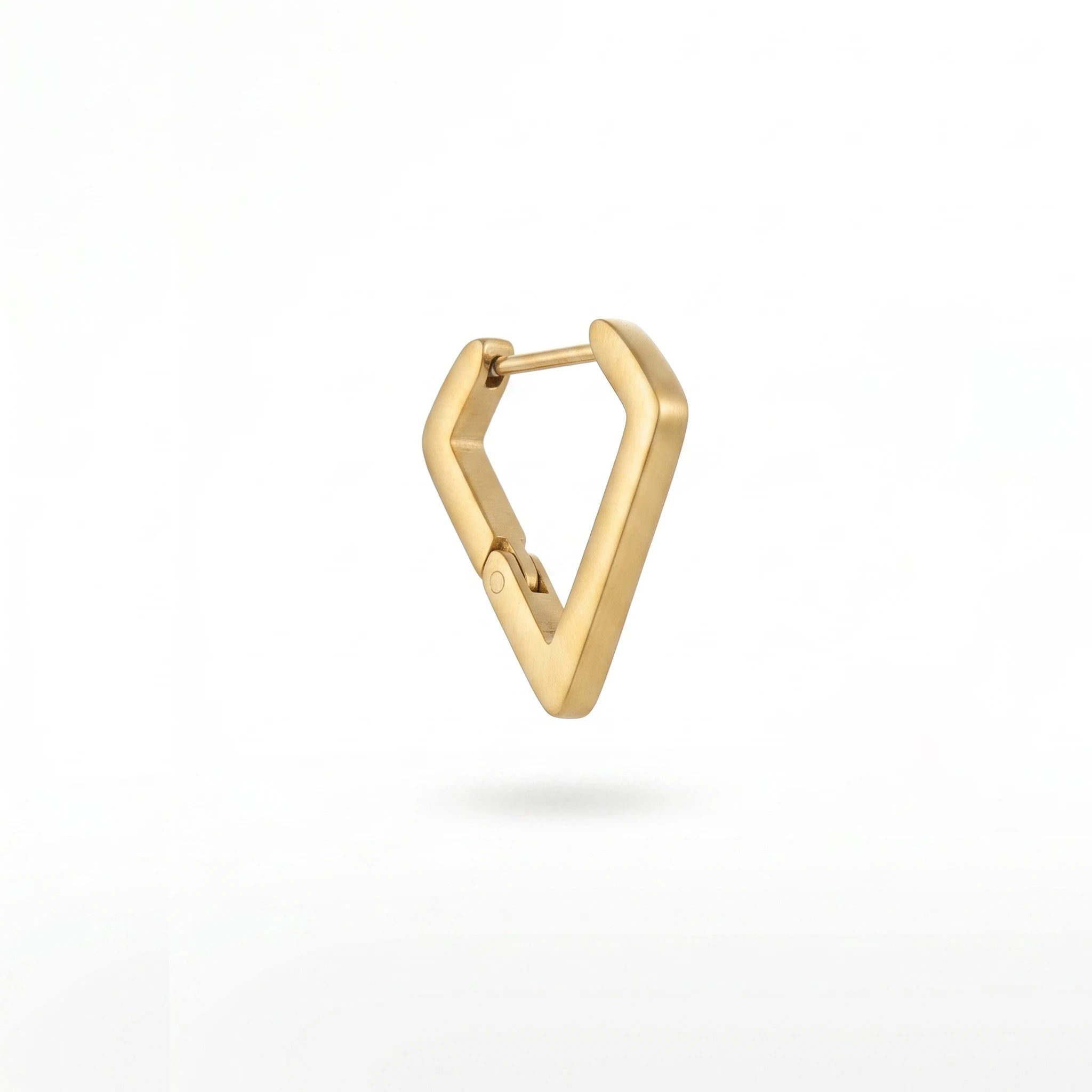 QIAOREN 12581 Matte Inverted Triangle Huggie Hoop Earrings PVD 18K Gold Stainless Steel Hypoallergenic Geometric Ear Buckle