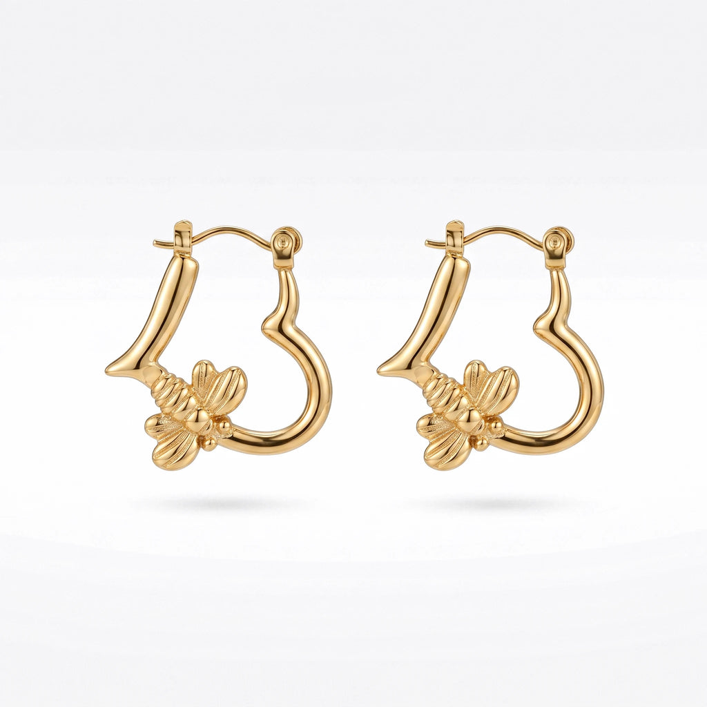 QIAOREN 12541 Sweet Bee Charm Hollow Heart Huggie Hoops Stainless Steel 18K Gold Plated Trendy Click Earrings Daily Outfit