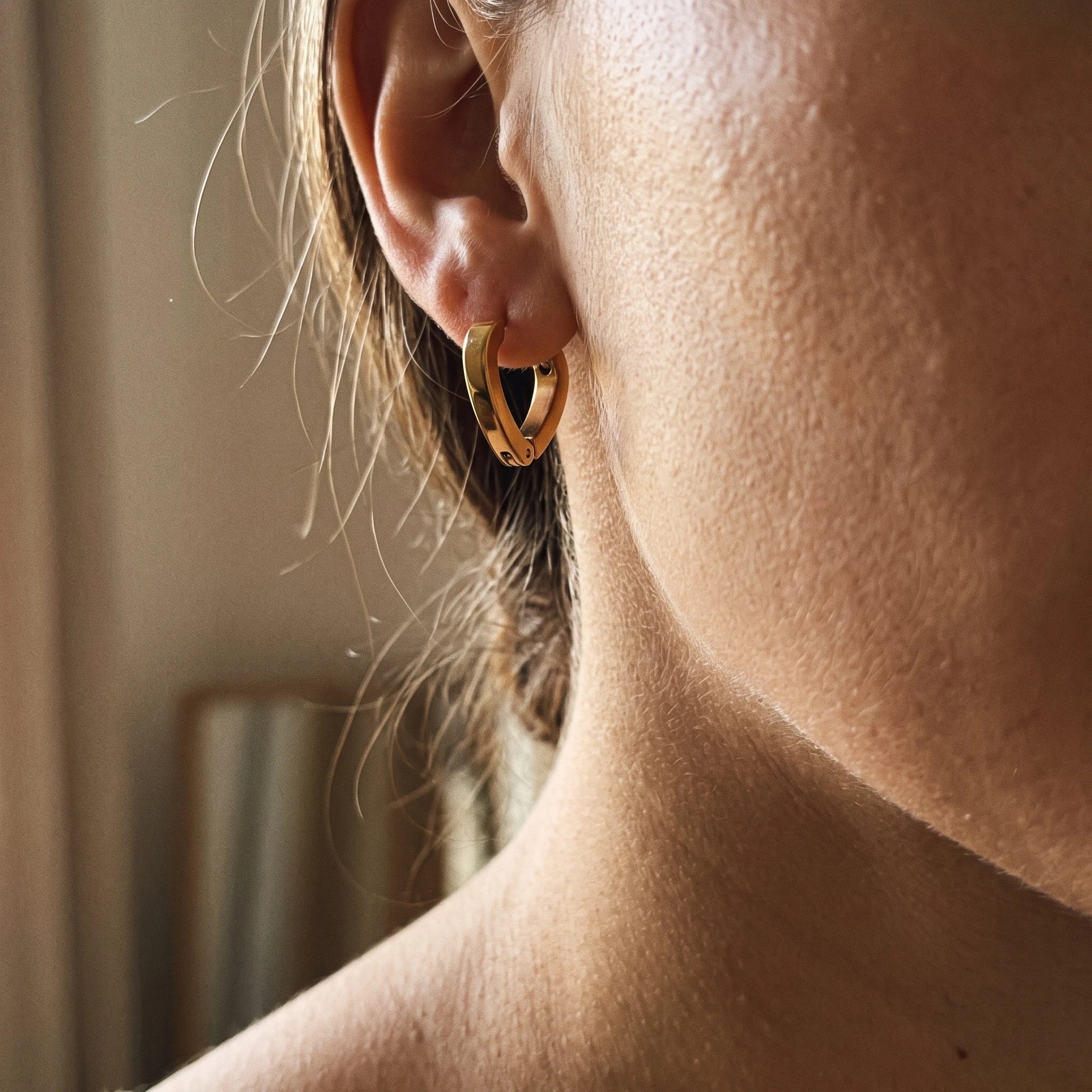 QIAOREN 14455 3 Pair Gold Stainless Steel Square Huggie Hoop Earrings, Minimalist Click Top Small Hoops for Daily Jewelry